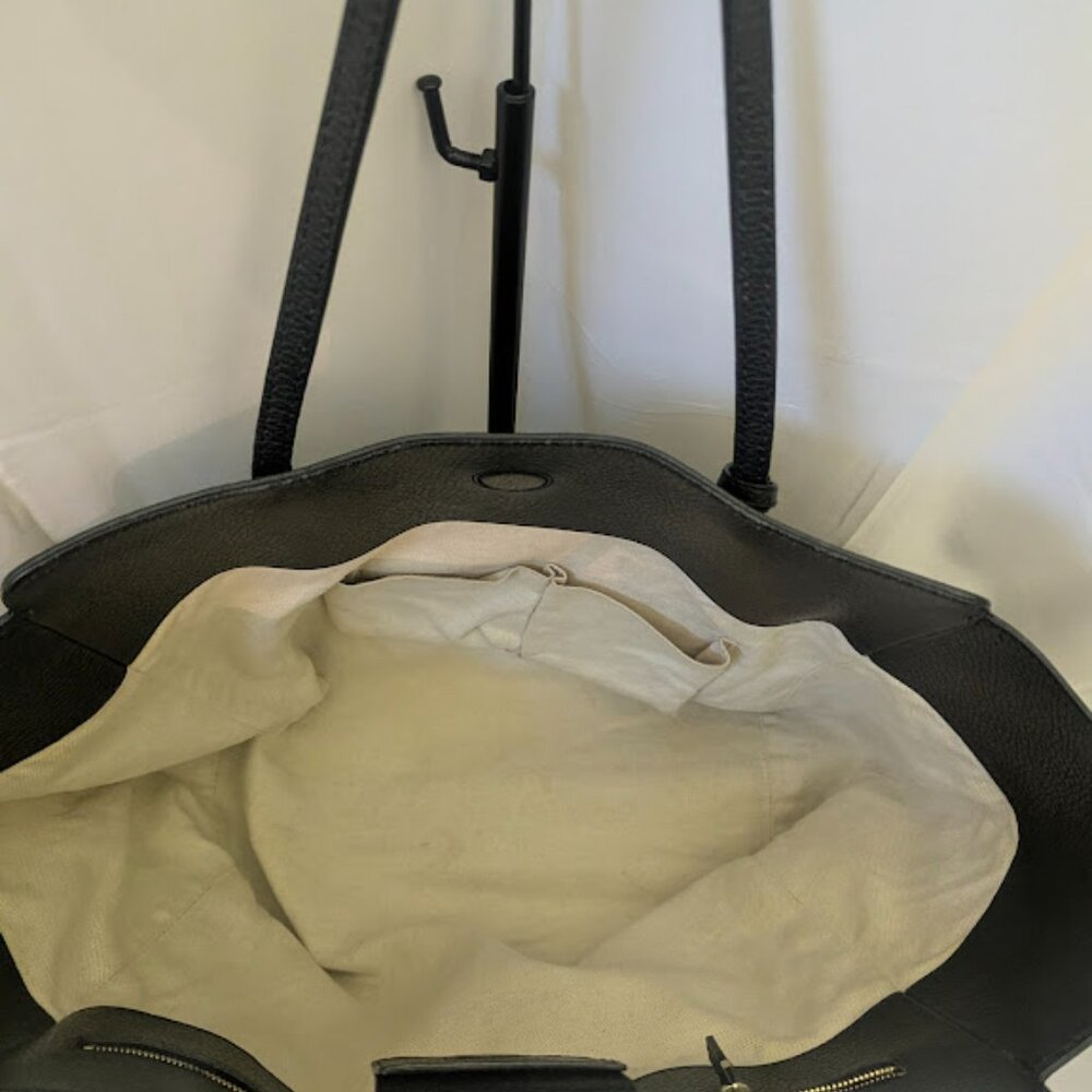 Gucci Black Leather Swing Tote - Picture 3 of 14